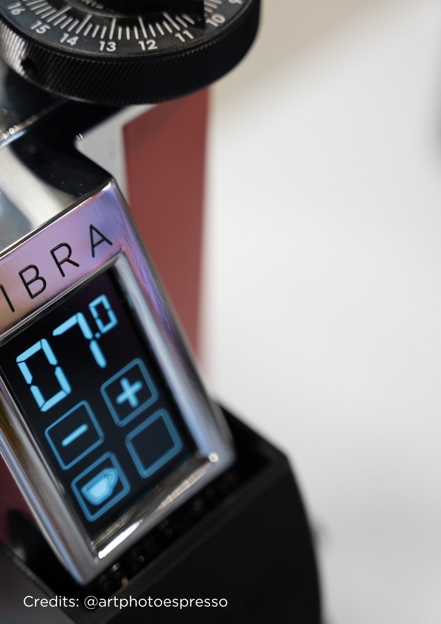 Eureka Mignon Libra AP Ferrari Red Display Closeup || Ferrari Red