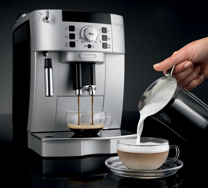 Magnifica XS Automatic Espresso Machine
